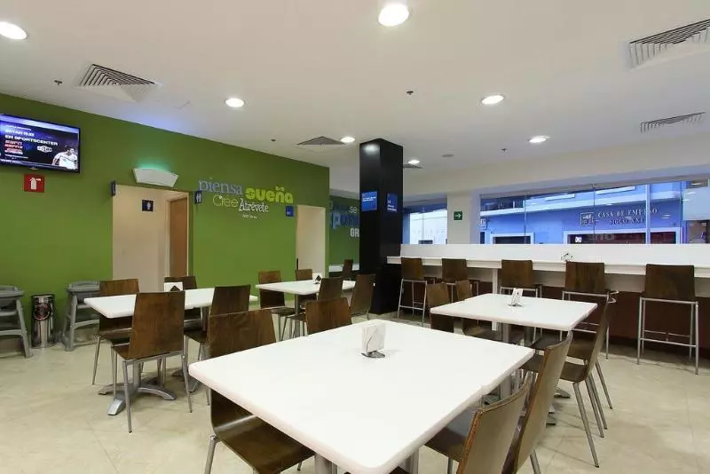 هتل One Villahermosa Centro