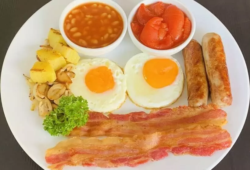 هتل Surin Bay Inn