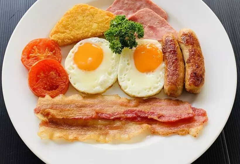 هتل Surin Bay Inn