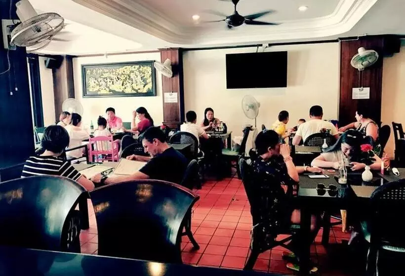 هتل Surin Bay Inn