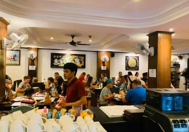 هتل Surin Bay Inn