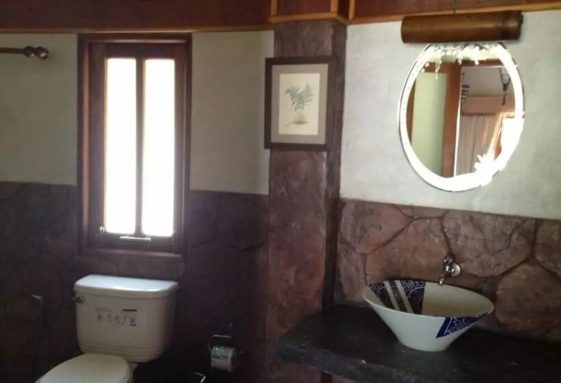 Malibu Beach Bungalows