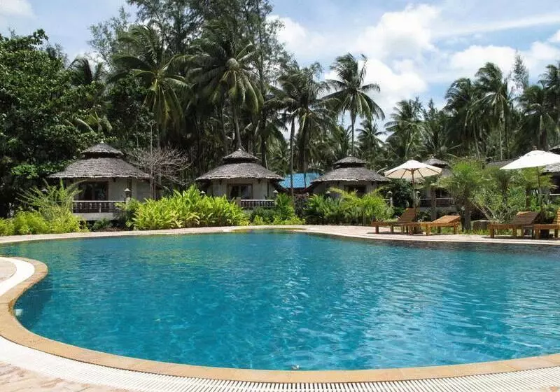 Malibu Beach Bungalows