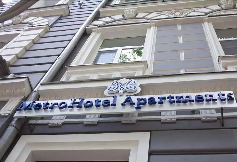 Metro Hotel Apartments