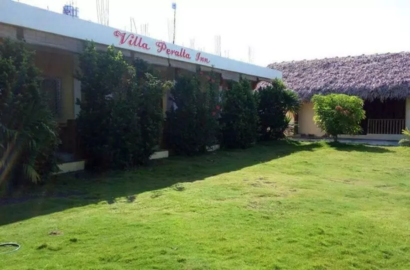 ユースホステル Villa Peralta Inn