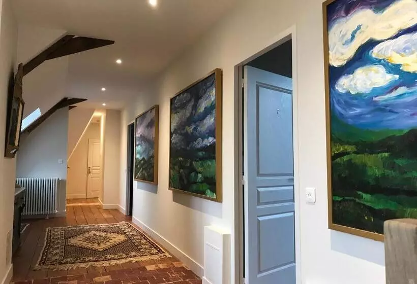 Aamiaismajoitus (B&B) Chateau Vary