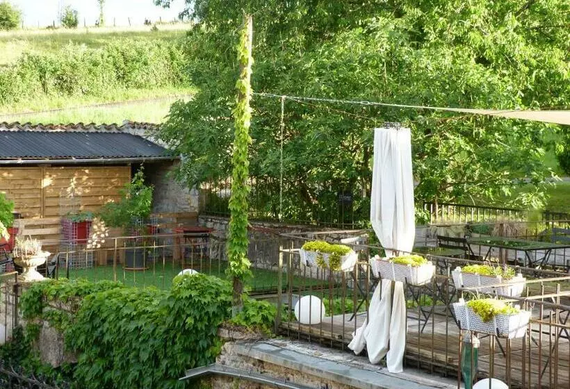 ベッドアンドブレックファースト Maison D Hôtes Moulin De Buffière