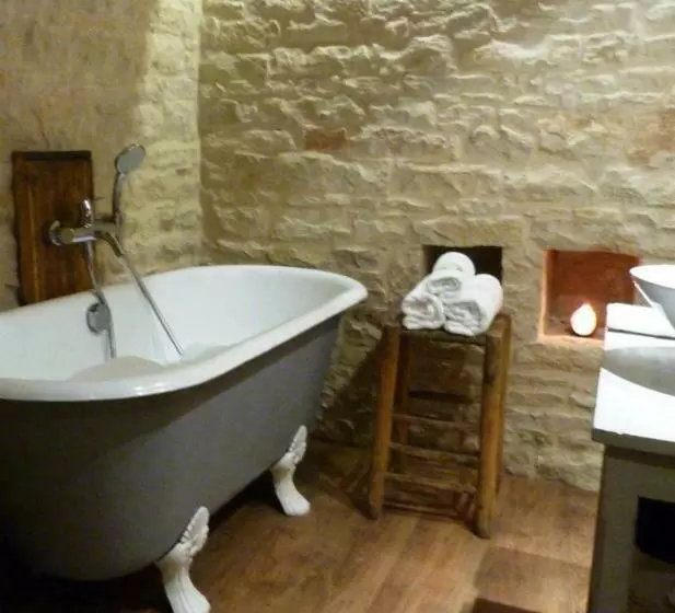 ベッドアンドブレックファースト Maison D Hôtes Moulin De Buffière