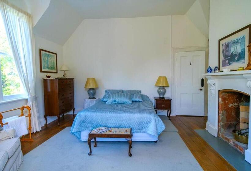 Bed and Breakfast Waikonini Homestead