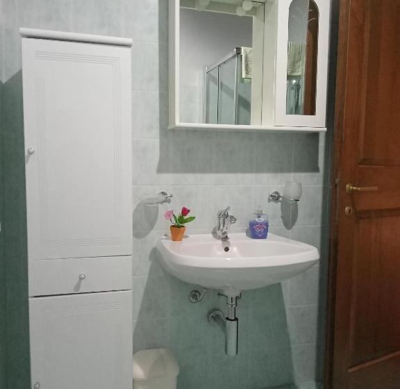 فندق Agriturismo Collesassi