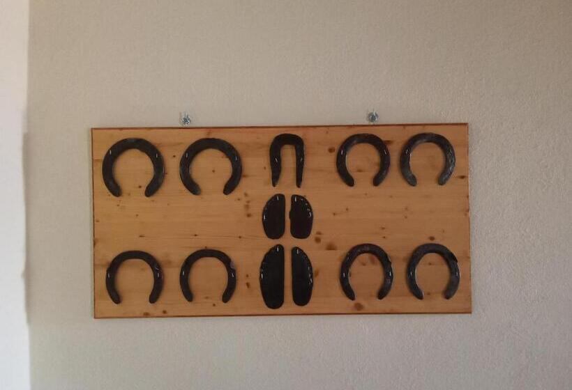 فندق Agriturismo Collesassi