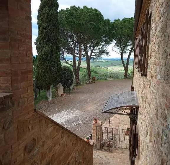 هتل Agriturismo Collesassi