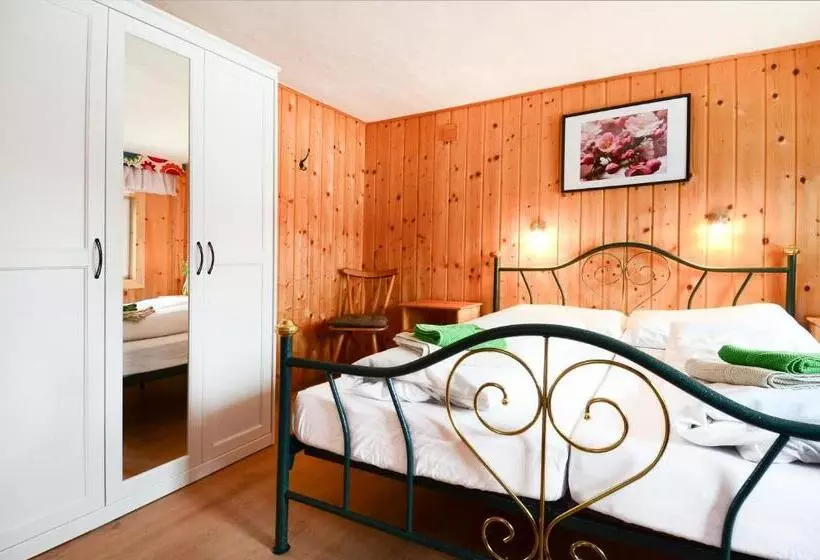 ホテル Ferienwohnung Bauernhaus Untermoas