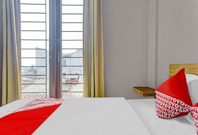 Hotel Oyo 90738 Griya Dara