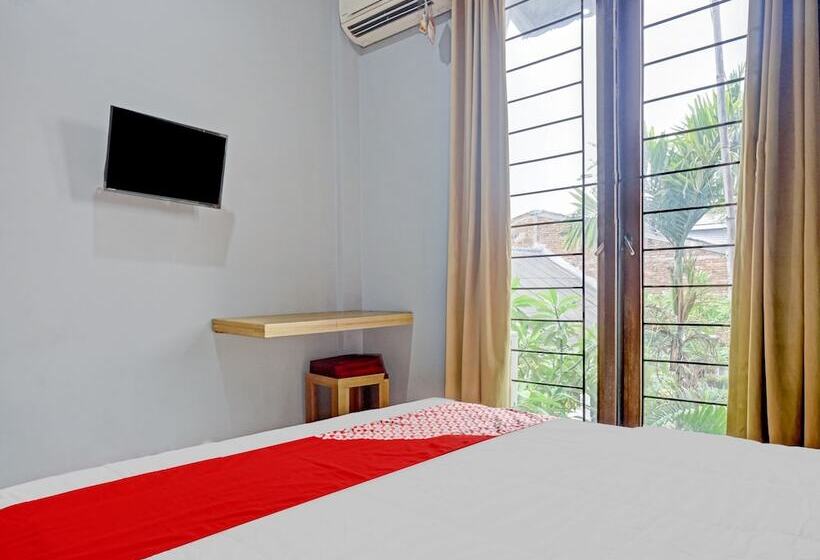 Hotel Oyo 90738 Griya Dara