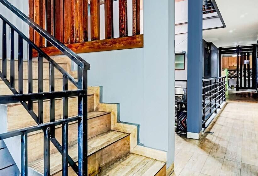 Hotel Oyo 90738 Griya Dara