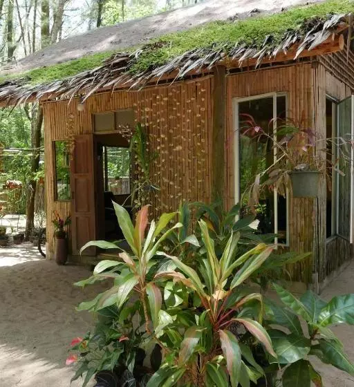 Majatalo Hapla Beach Cottage