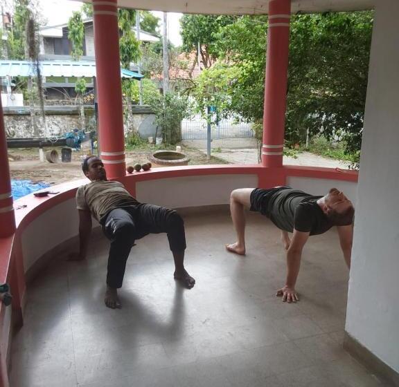 Pansiyon Johnson S Homestay Ecohouseboat