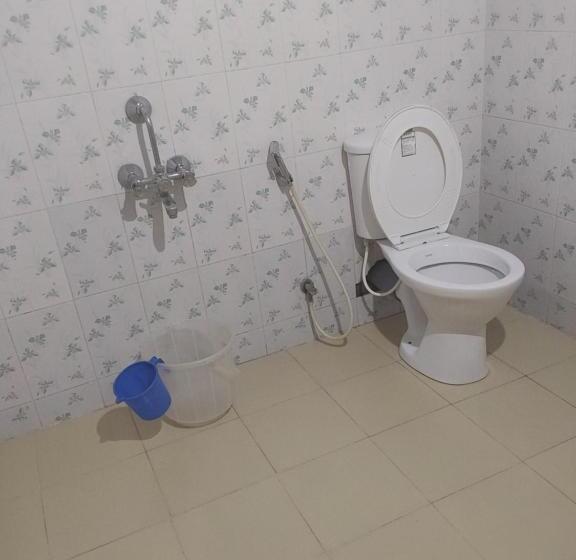 Pansiyon Johnson S Homestay Ecohouseboat