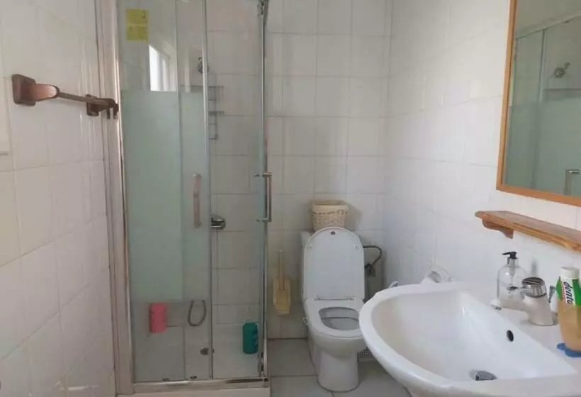 Majatalo Studio Room Ensuite By The Beach, Entire Independent Unit