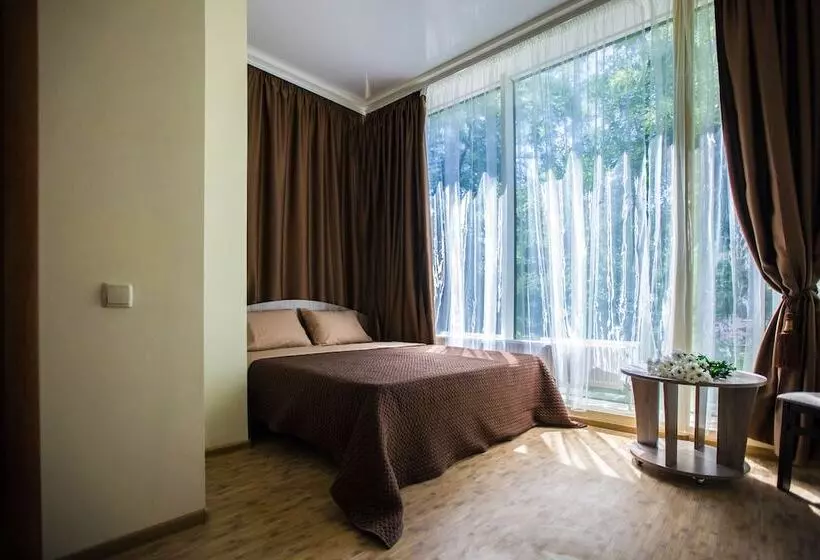 Hotel Arnautskiy