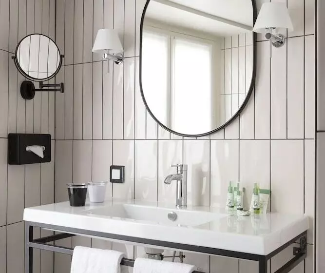 Hotelli Bastille Speria