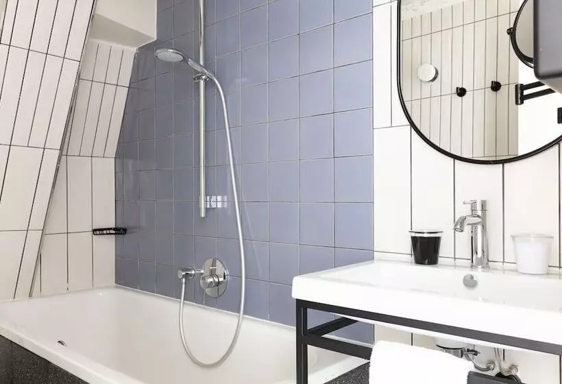 Hotelli Bastille Speria