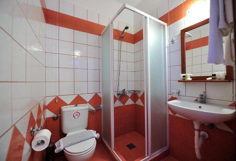 בית מלון כפרי Eye Q Resort Seaview