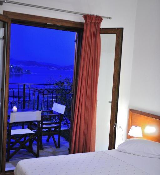 בית מלון כפרי Eye Q Resort Seaview