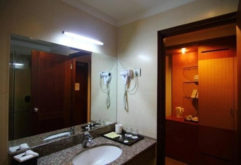 בית מלון כפרי Golden View