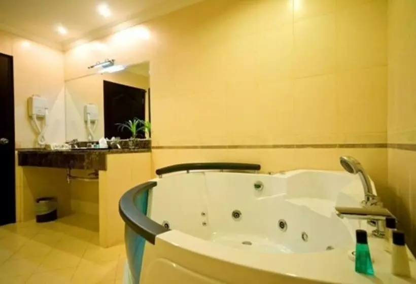 בית מלון כפרי Golden View