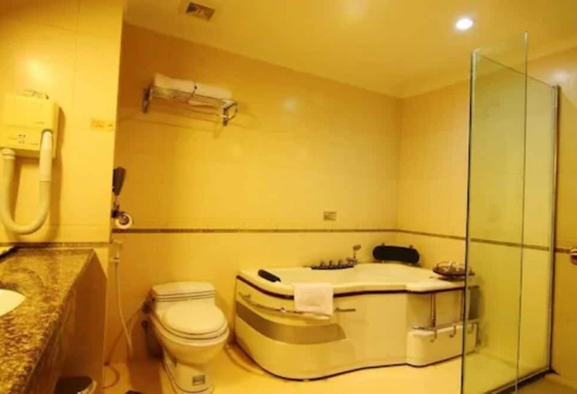 בית מלון כפרי Golden View