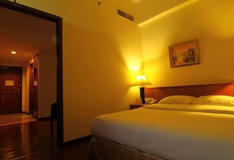 בית מלון כפרי Golden View