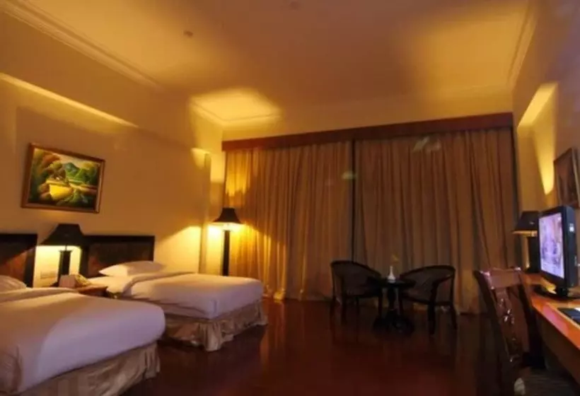 בית מלון כפרי Golden View