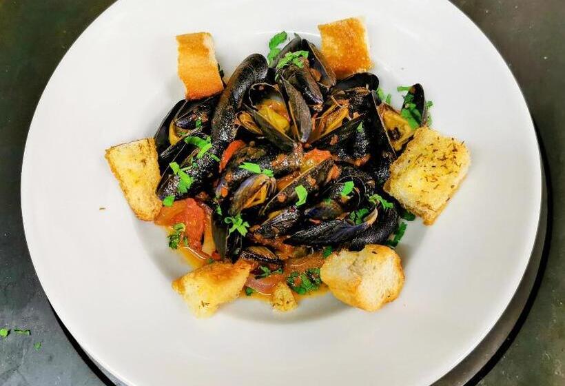 فندق Hôtel Restaurant Le Mulberry Arromanches