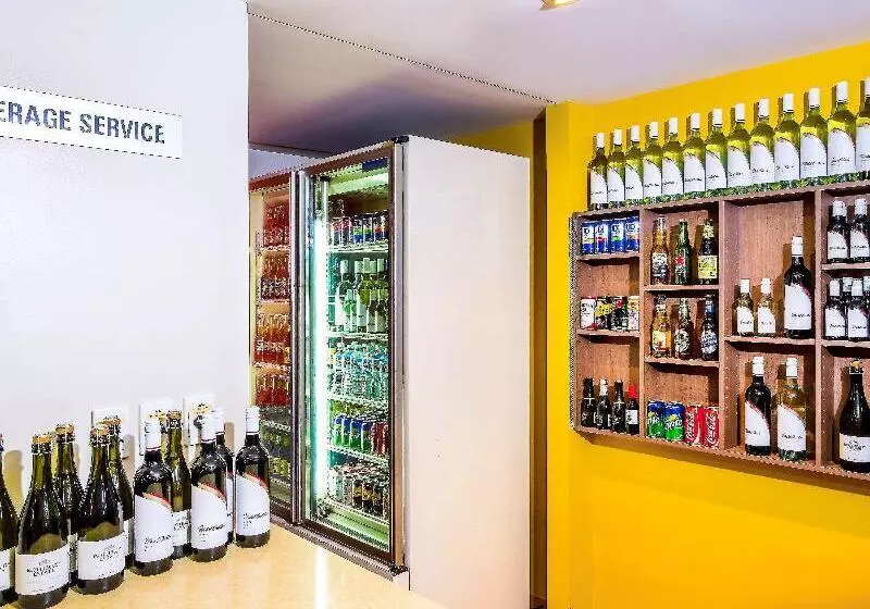 Отель Ibis Budget Sydney Airport