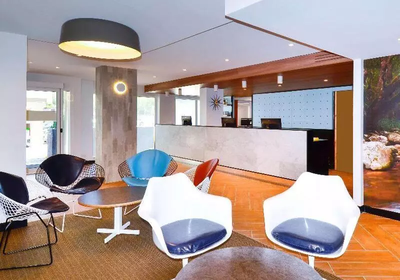 Отель Ibis Budget Sydney Airport