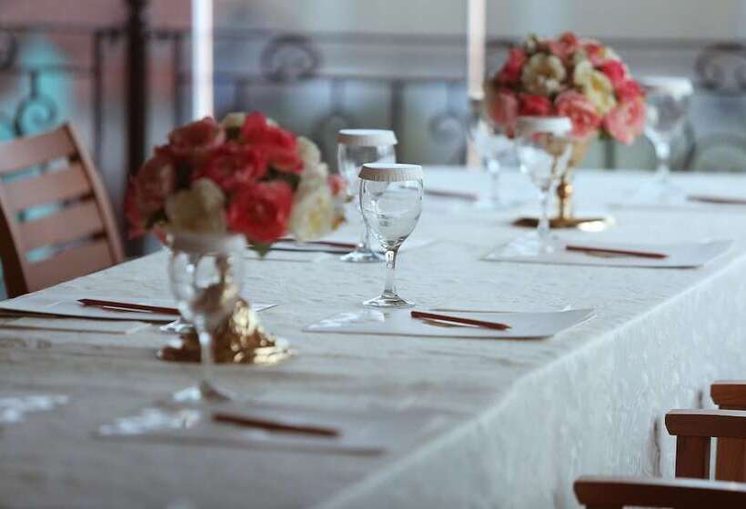 Отель Imperial Park