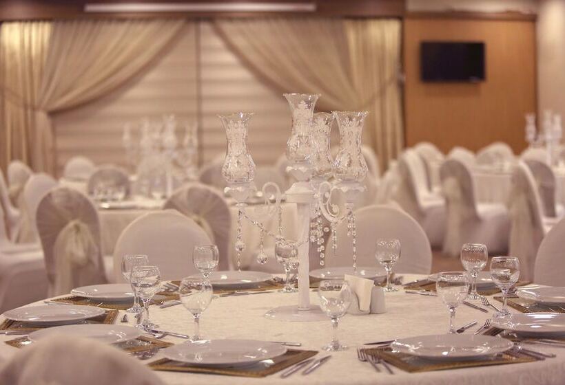 Отель Imperial Park