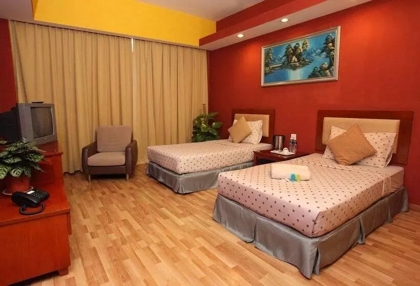 Mayres Hotel Kota Tinggi