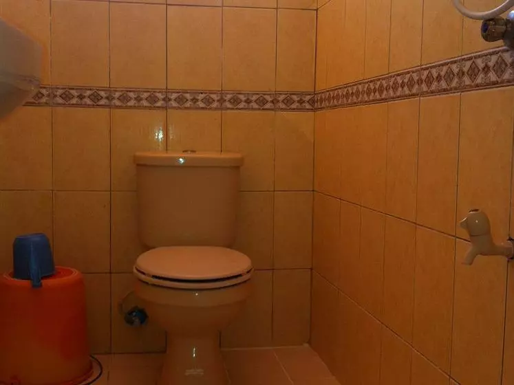 هتل Moreno S Cottages