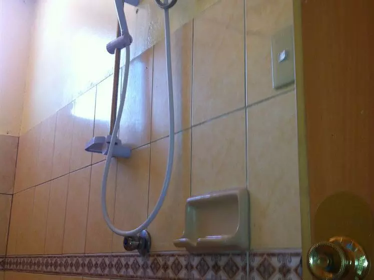 هتل Moreno S Cottages
