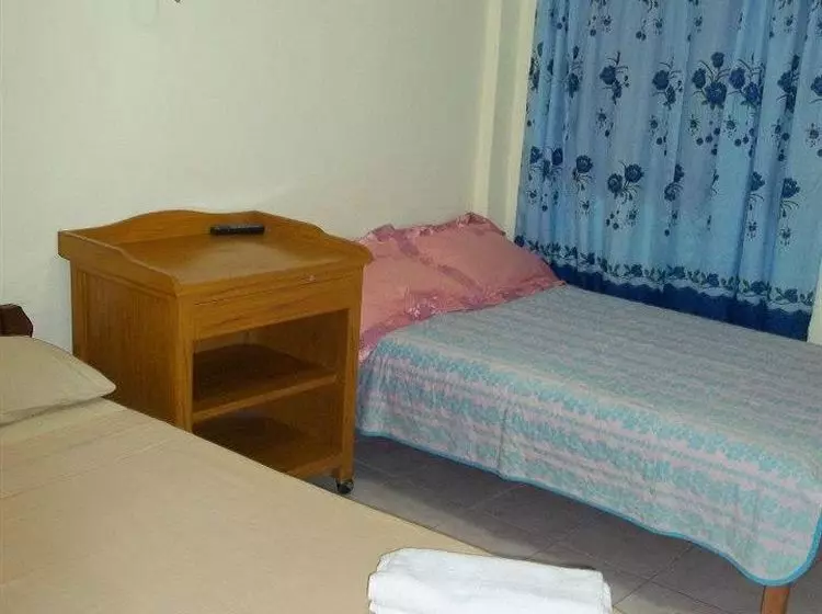 هتل Moreno S Cottages