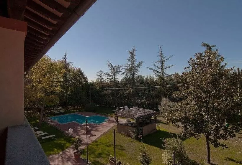 هتل Podere Violino