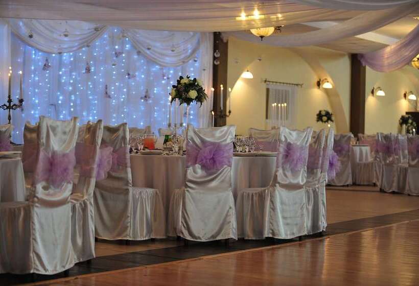 هتل Monet & Rubbens