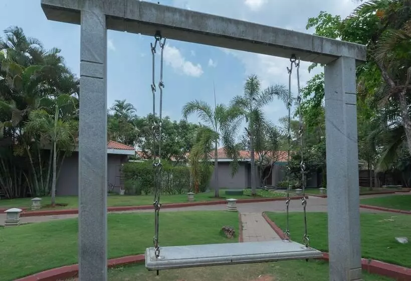 בית מלון כפרי Silent Shores Resort & Spa