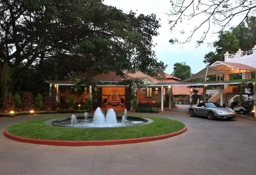 בית מלון כפרי Silent Shores Resort & Spa