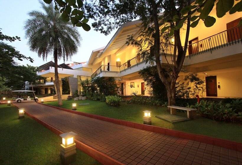 בית מלון כפרי Silent Shores Resort & Spa