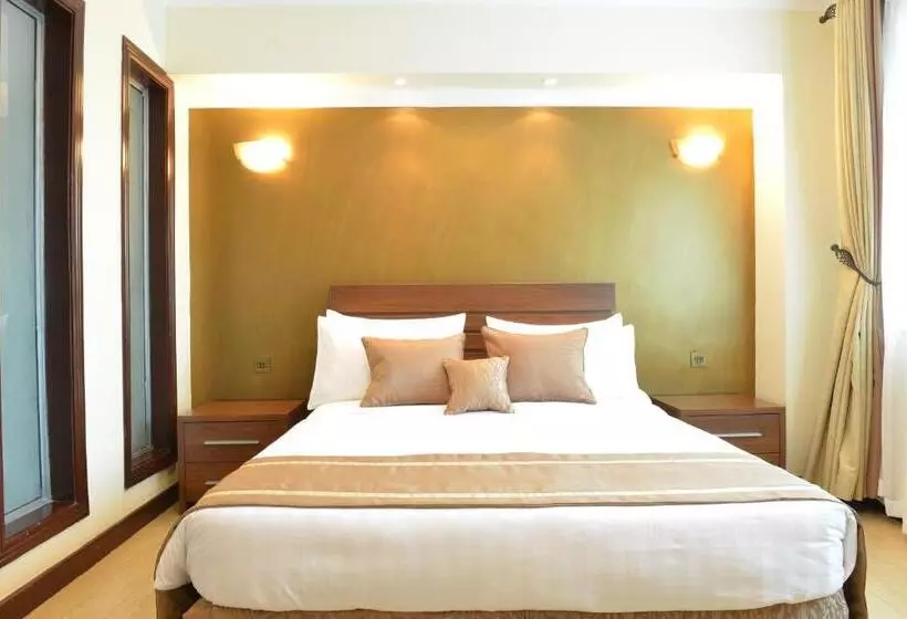 هتل Summerdale Inn