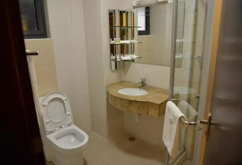 هتل Summerdale Inn